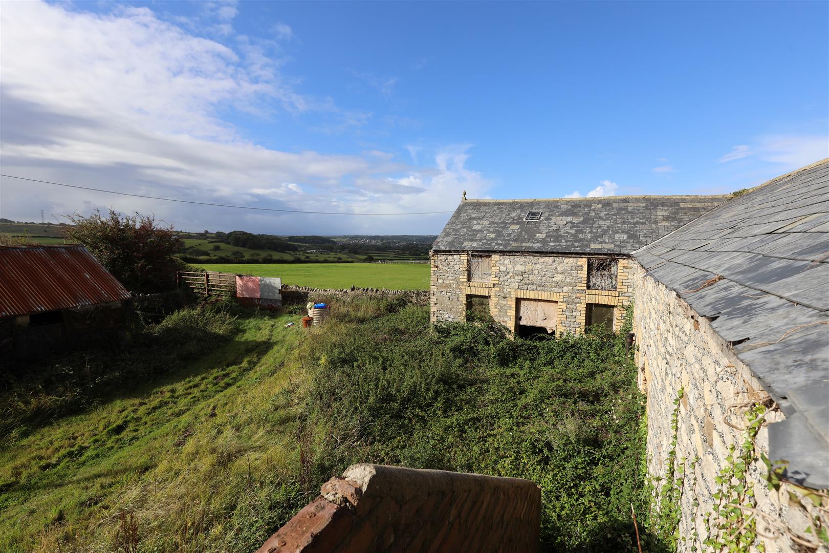 Barn No 2, Prisk, Nr Cowbridge, Vale of Glamorgan, CF71 7TJ